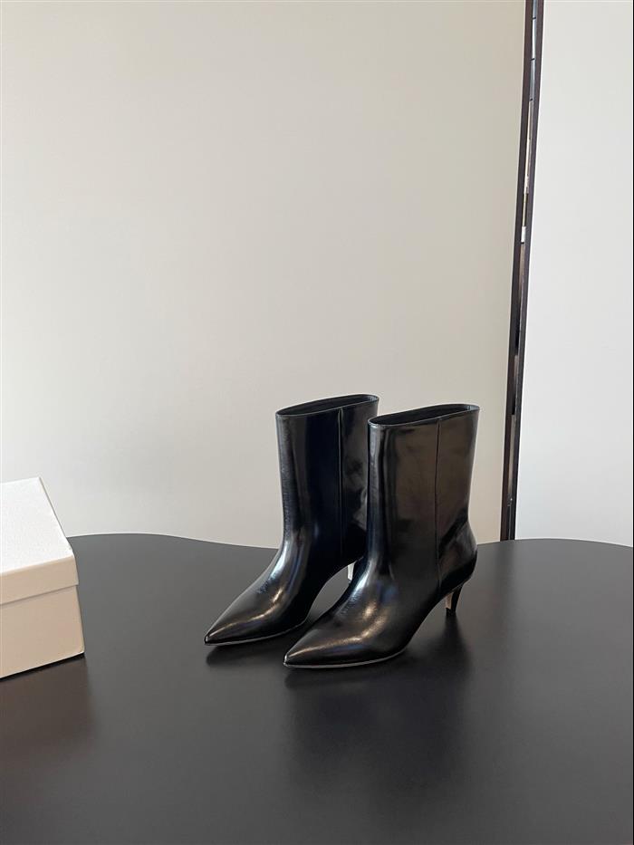 20251128172734866 390